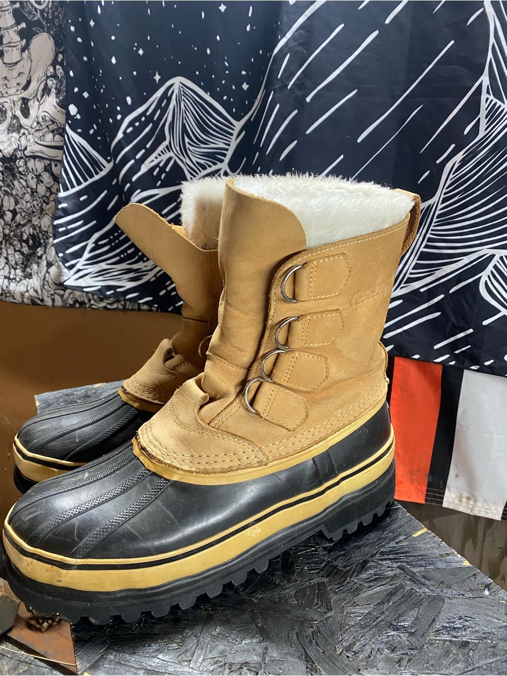 Cabela's Brown and Black Insulated Winter Boots